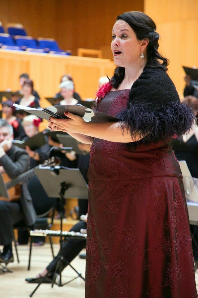 Talita singing the solo part in Misa Criolla